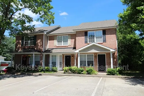 938 Cumberland Dr #B Photo 1