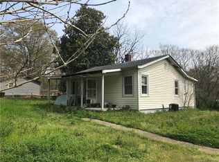 233 Runyan Rd, Grover, NC 28073