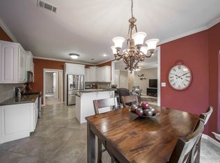 33 Vantage Dr, Maumelle, AR 72113