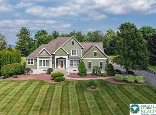 143 Indian Spring Dr, Stroudsburg, PA 18360