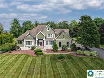 143 Indian Spring Dr, Stroudsburg, PA, 18360