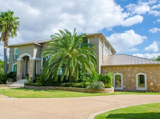 907 Brooks Hollow Rd, Austin, TX 78734