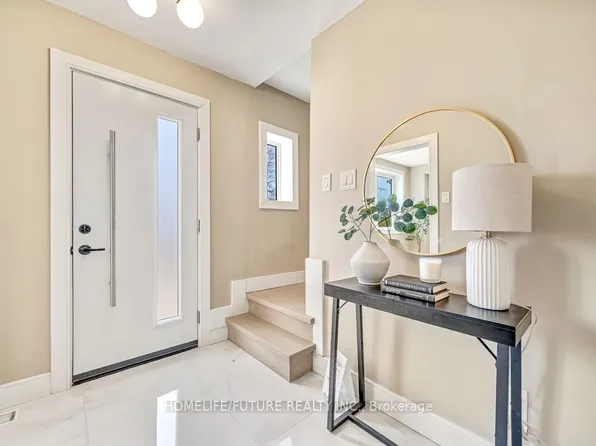 264 Punshon Ave, Oshawa, ON L1J 2M7