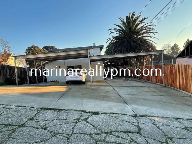 114 Carolina St #B — Photo 21