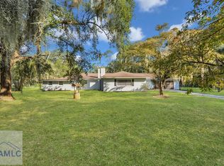 356 Lake Dr, Midway, GA 31320