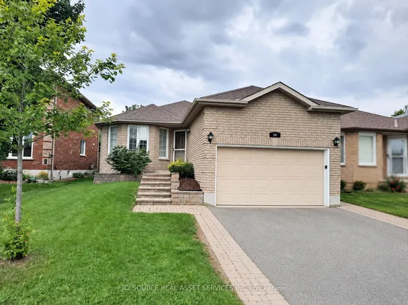 68 Red Oak Dr Unit B, Barrie, ON L4N 9M5
