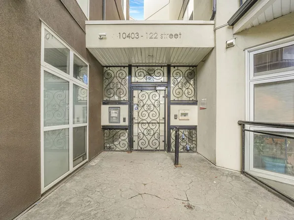 10407 122nd St NW #131, Edmonton, AB T5N 4B8