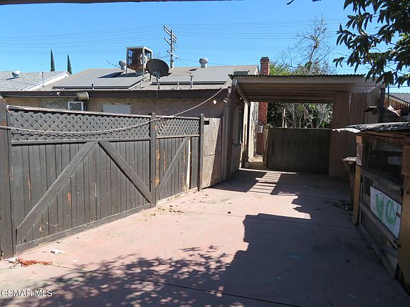 5th image of 11853 Strathern St