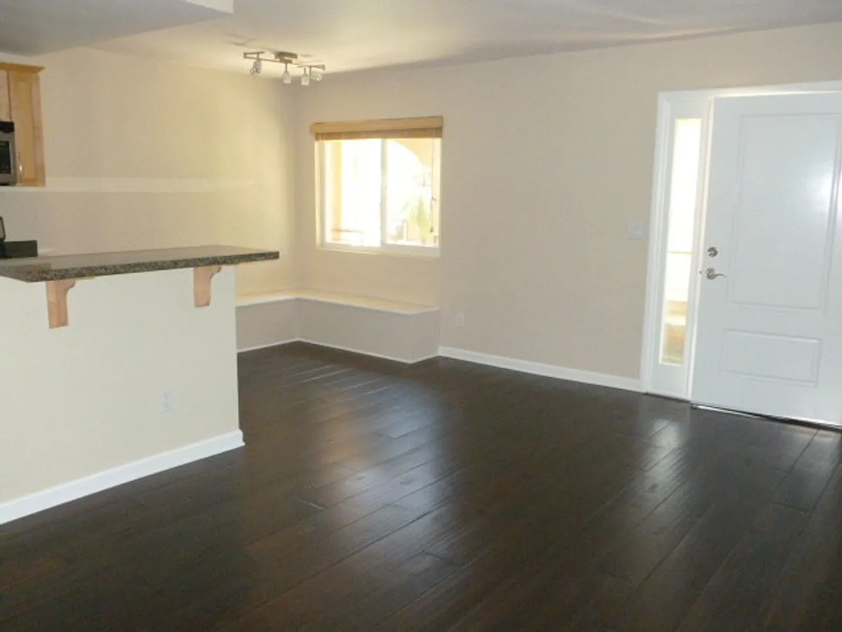 Building Photo - 2556 Chicago St #2