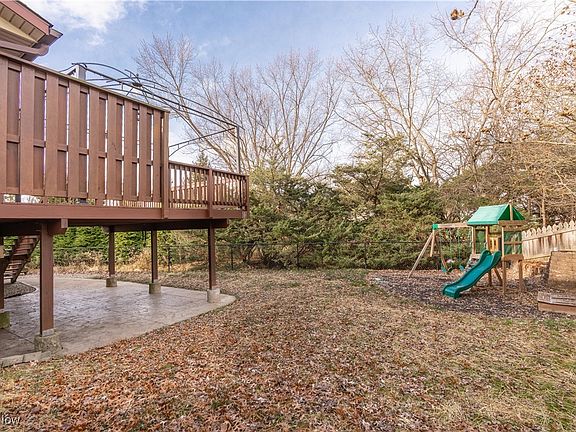3rd image of 7539 Marelis Ave NE