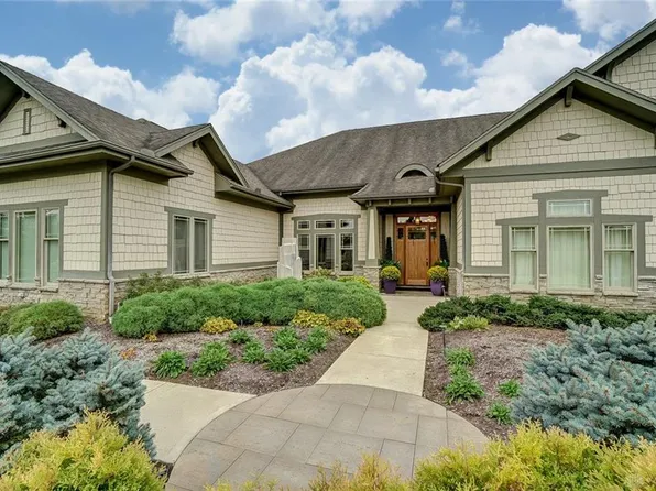 2141 Annandale Pl, Xenia, OH 45385