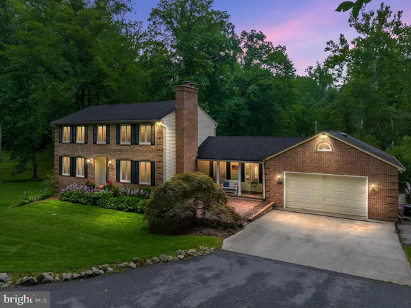 301 Whispering Oaks Ln, Davidsonville, MD 21035