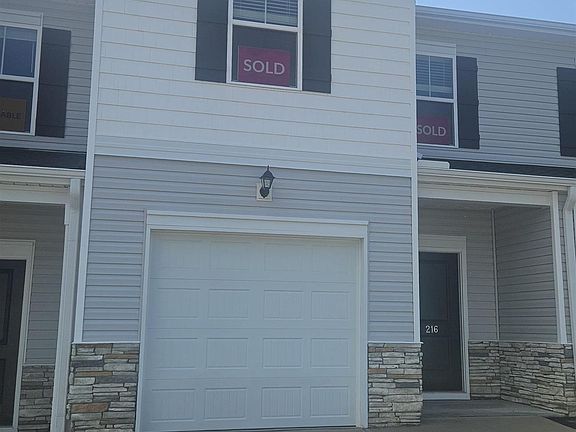 3rd image of 216 Sunny Hill Rd