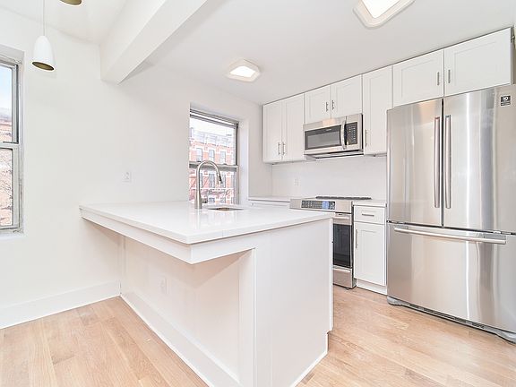 4th image of 164 Court St #3A