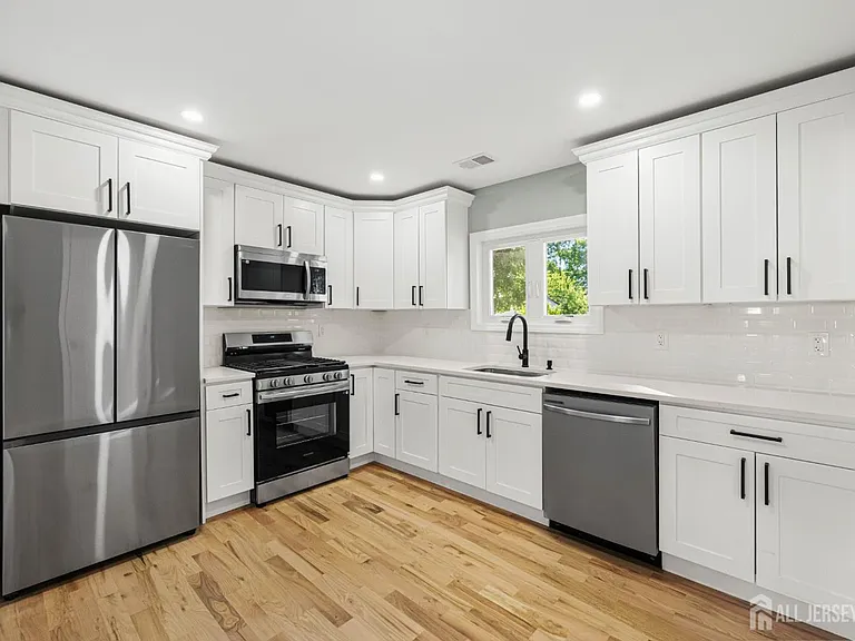614 Remsen Ave #1 — Photo 11