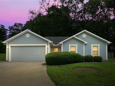 5425 Sterling Ave, Raytown, MO, 64133