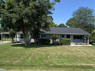 4706 Maxwell Rd, Winston Salem, NC 27105