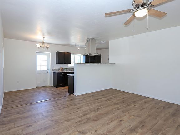 4th image of 5315 S San Joaquin Ave
