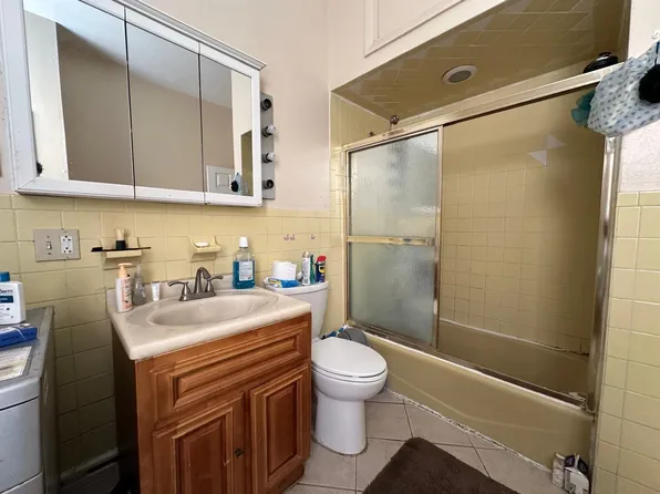 1014 Grand Avenue image 14 of 21