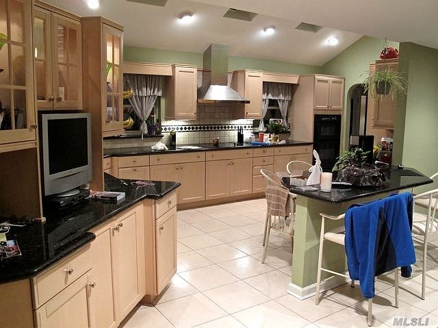 2nd image of 91 E Riviera Dr