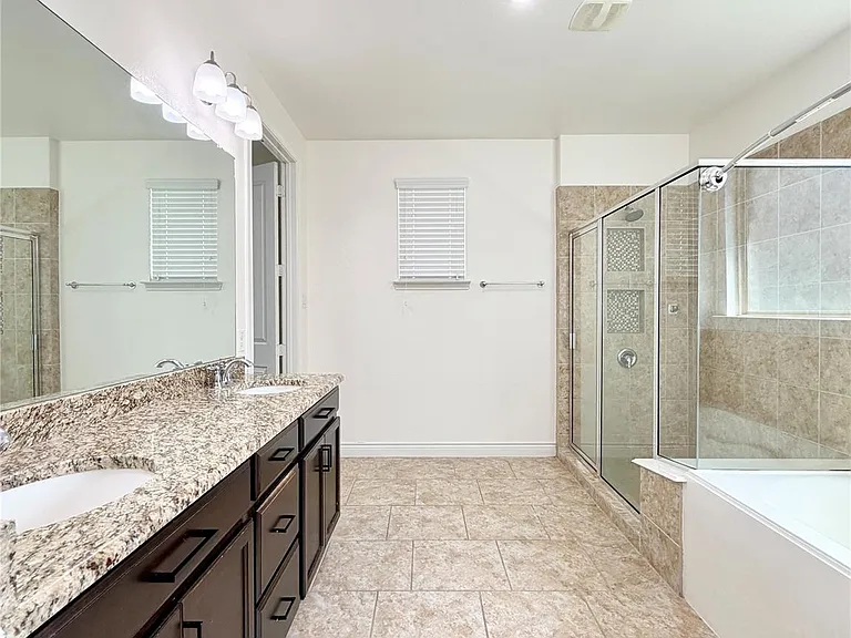 6515 Sterling Shores Ln — Photo 17