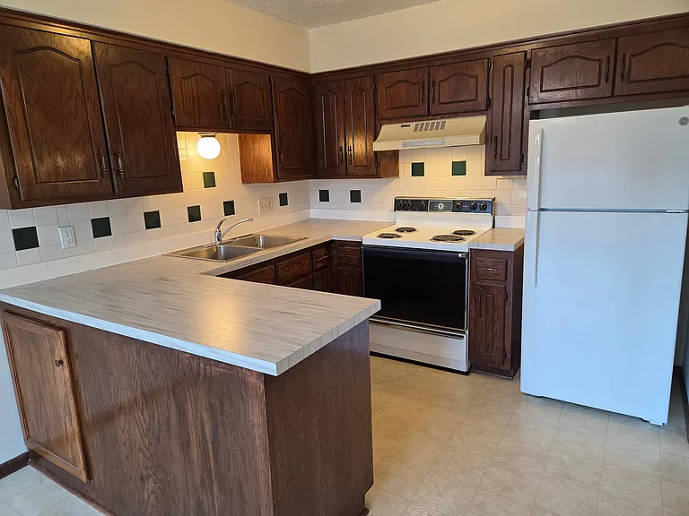 7829 Xerxes Ct N — Photo 5
