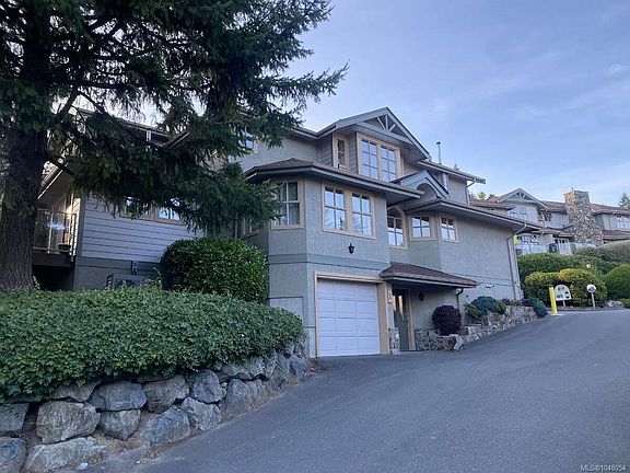 2nd image of 500 Marsett Pl #1
