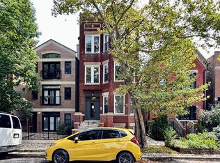 841 N Mozart St #F2, Chicago, IL 60622