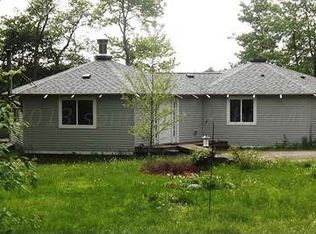 124 Silver Leaf Dr, Becket, MA 01223