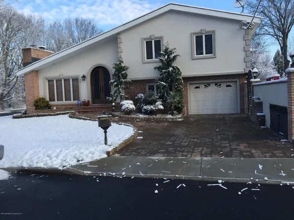 65 Morse Ave, Staten Island, NY 10314