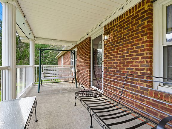 4th image of 7209 Hunsucker Rd