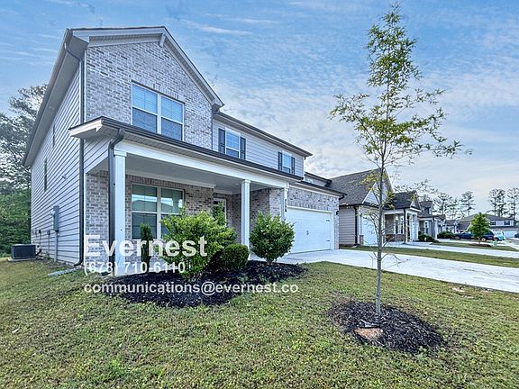 2nd image of 355 Caledonia Ct