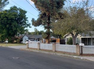19123 Arminta St, Reseda, CA 91335