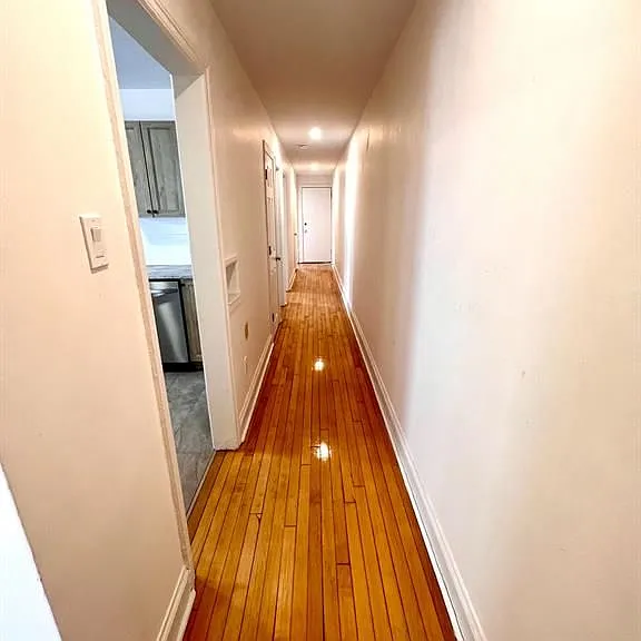 75 Holland Ave #5 — Photo 7