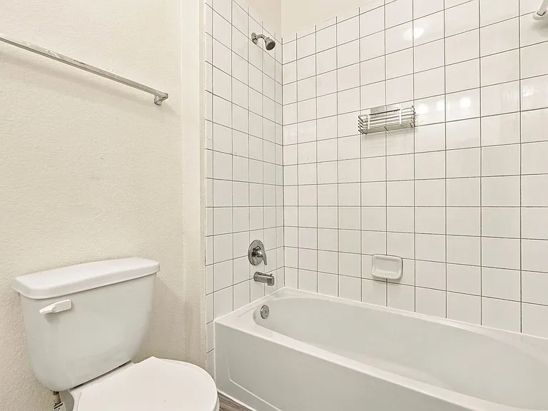 9460 Caddo Ridge Ln — Photo 22