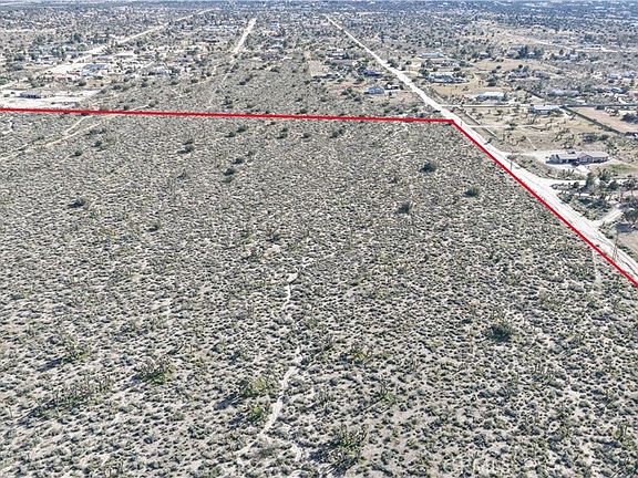 3rd image of 1111 Wintergreen Rd