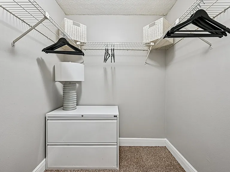 Palm Court at Wellington Apartments — Photo 12