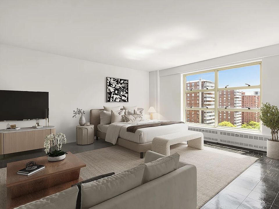 1st image of 70 La Salle St APT 12E