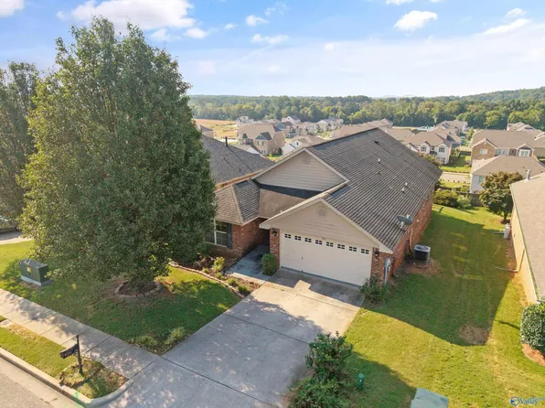 126 Forest Glade Dr, Madison, AL 35758