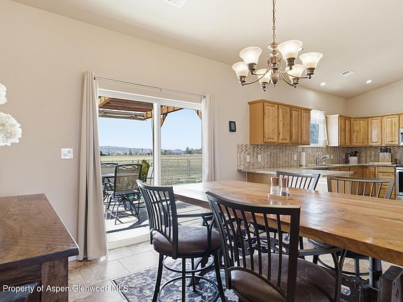 4th image of 1081 20th Rd