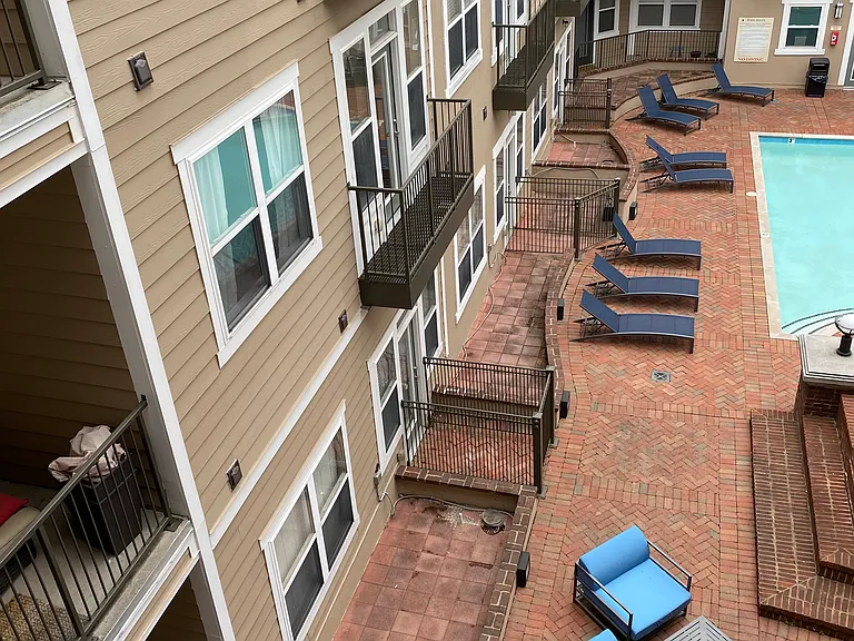 3000 Vanderbilt Pl #320 — Photo 39