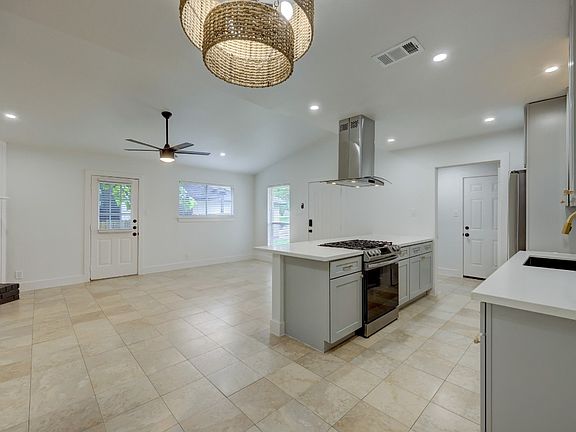 3rd image of 11423 Ptarmigan Dr #A