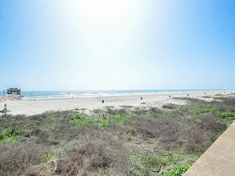 6102 Seawall Blvd #102B — Photo 9