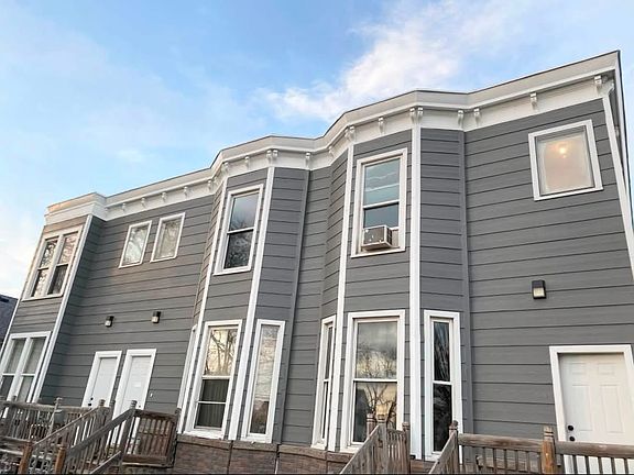 3rd image of 1010 3rd Ave #1