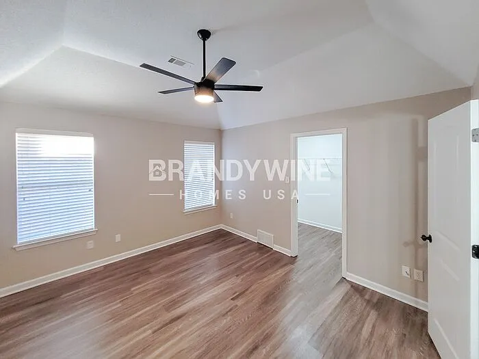 10242 Evening Hill Dr — Photo 14