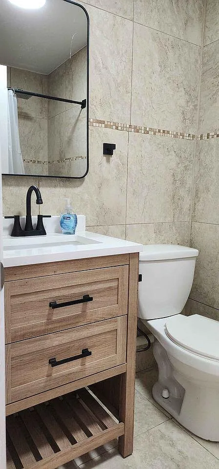 1 bed, 1.0 bath, 250 sqft, $1,100 — Photo 3