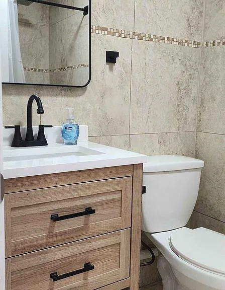 4648 SW 24th Ave #STUDIO — Photo 3
