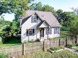 106 Florence Dr SE, Acworth, GA 30101