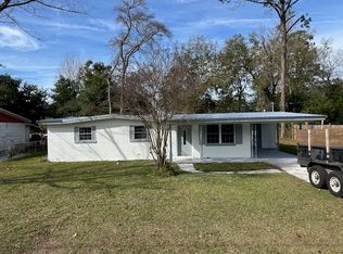 527 Carteret Rd, Brunswick, GA 31525
