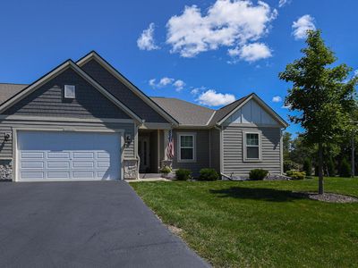 W144N4822 Stone DRIVE #C, Menomonee Falls, WI, 53051